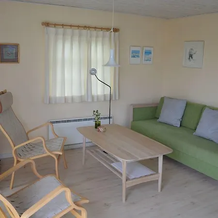 Beach Front Home In Nyborg With Wifi 度假居