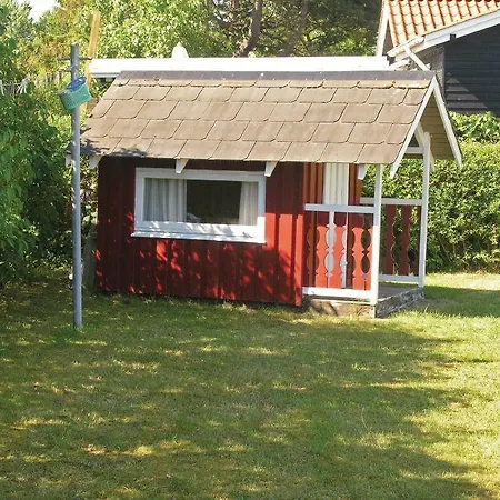 Beach Front Home In Nyborg With Wifi * 尼堡